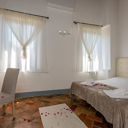 Il Borgo Di Terrensano Apartahotel Siena