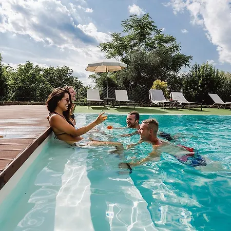 Il Borgo Di Terrensano Aparthotel 5*