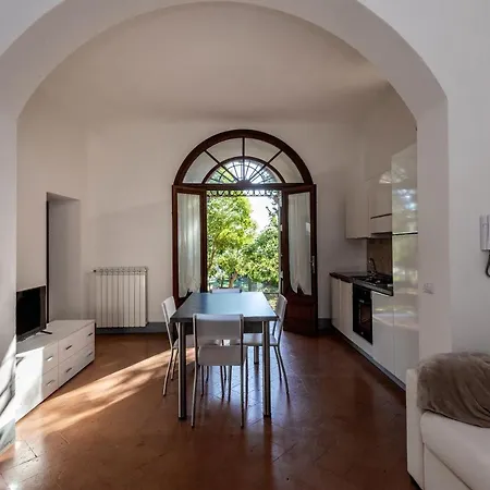 Il Borgo Di Terrensano Aparthotel 5*