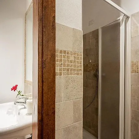 Il Borgo Di Terrensano Aparthotel 5*
